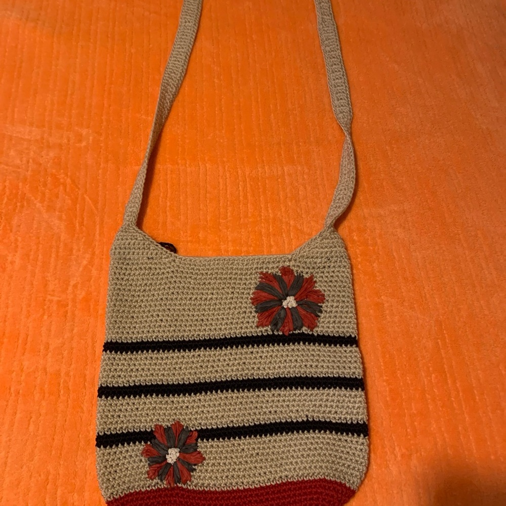 The Sak Ivory Crochet Crossbody Bag Blue Stripes Red Flowers Boho Hippie Purse